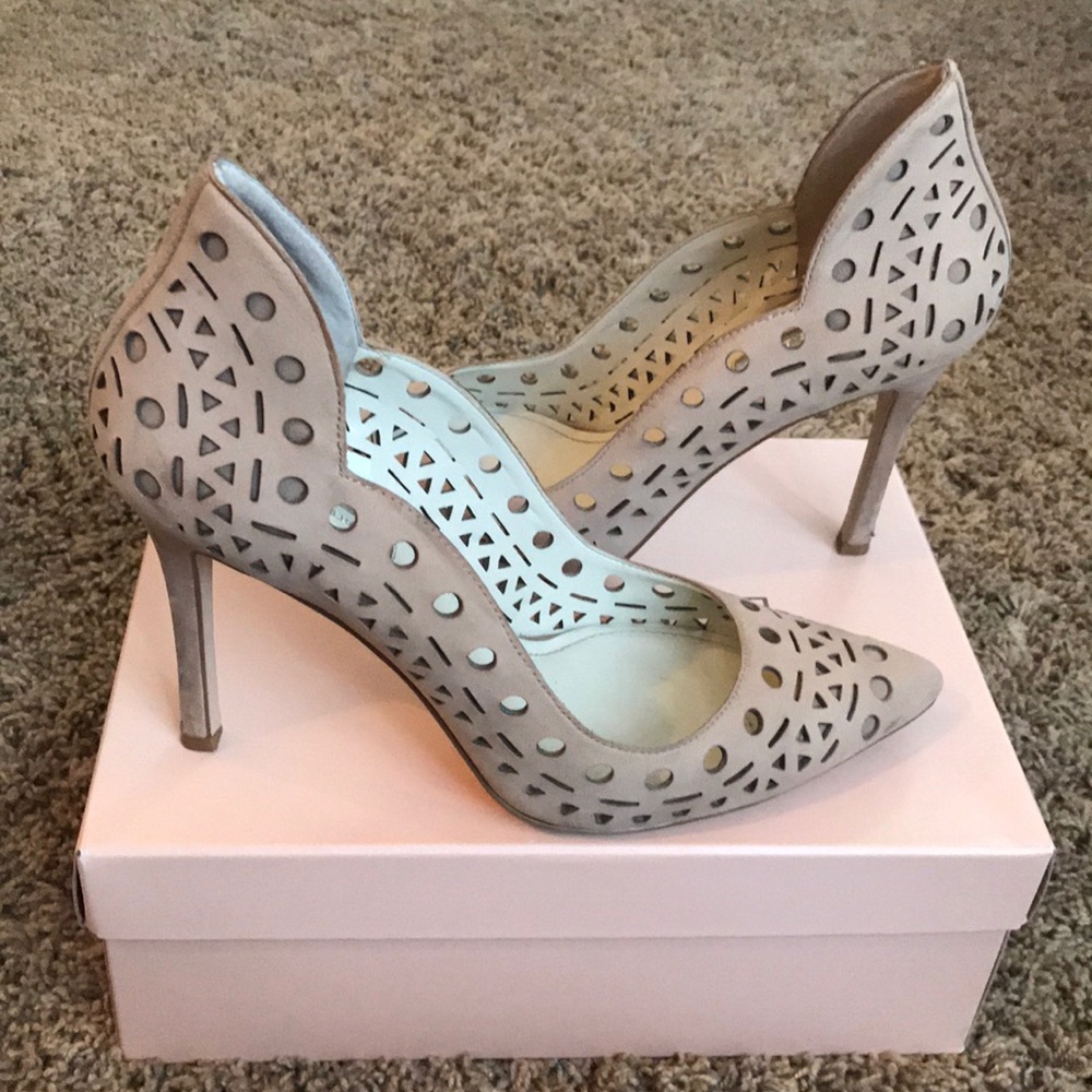 BCBGENERATION  ‘Taleesa' Pointy Toe Pump SZ 9